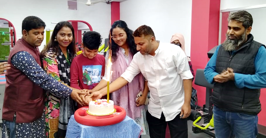 টাঙ্গাইলে গোল্ডস জীম এন্ড ফিটনেস সেন্টার